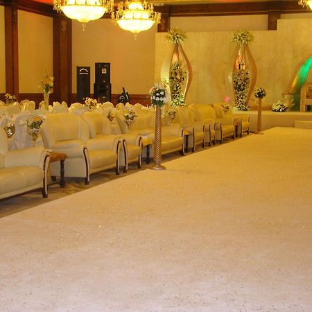 The Convention Center & Royal Suites Hotel Kuwait City Luaran gambar