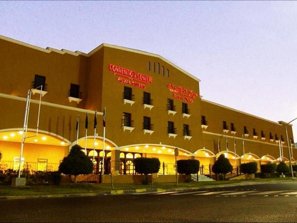 The Convention Center & Royal Suites Hotel Kuwait City Luaran gambar