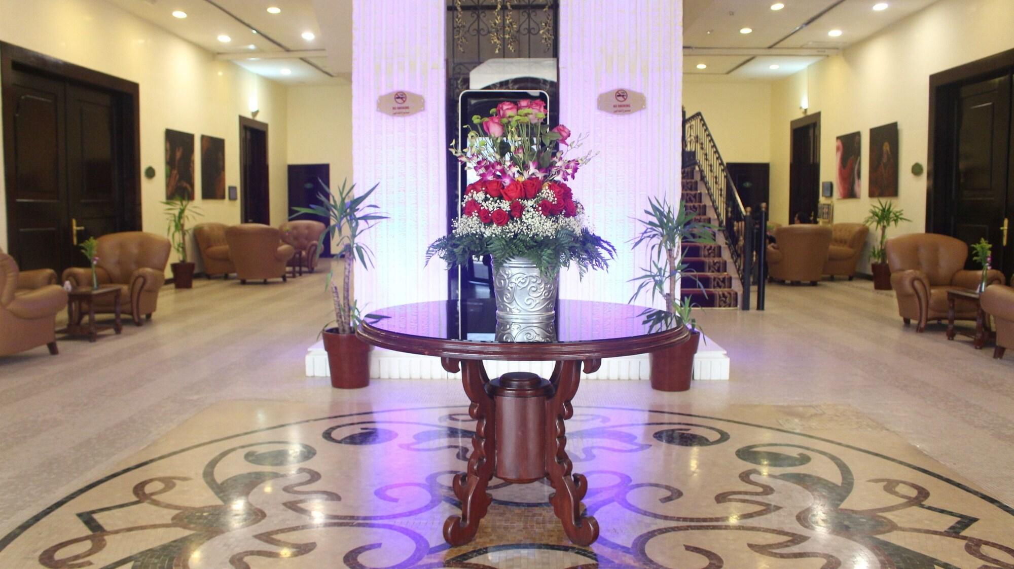 The Convention Center & Royal Suites Hotel Kuwait City Luaran gambar